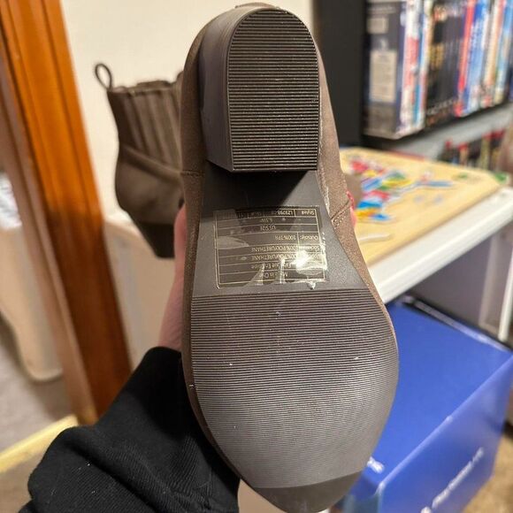 Torrid Dark Taupe Faux Leather Western Bootie Size 6.5 Wide Width NWT - Picture 3 of 6